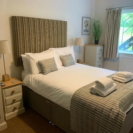 Llwyngwair Manor, Newport, Pembrokeshire Otel Newport  Dış mekan fotoğraf
